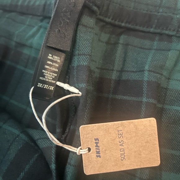 Skims Unisex Flannel Pajama Set Size 3X - Picture 8 of 8